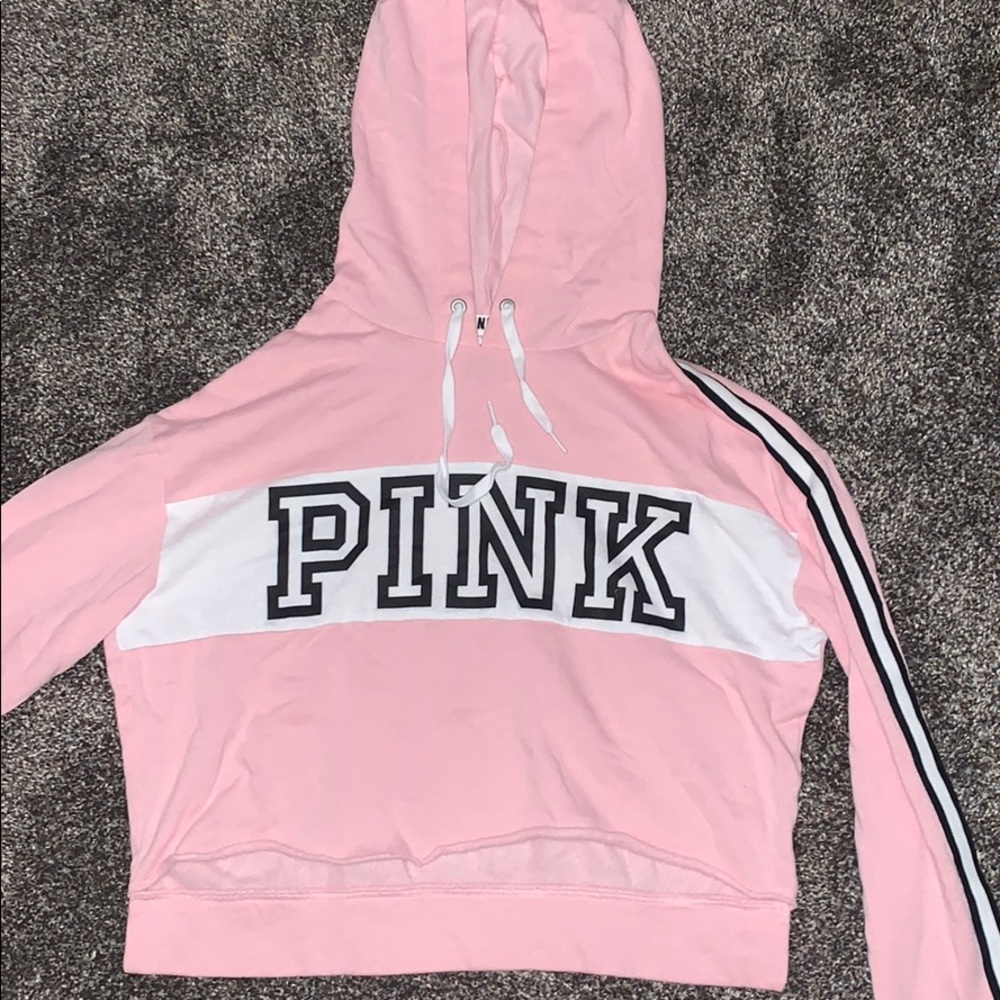 VS pink cropped hoodie
